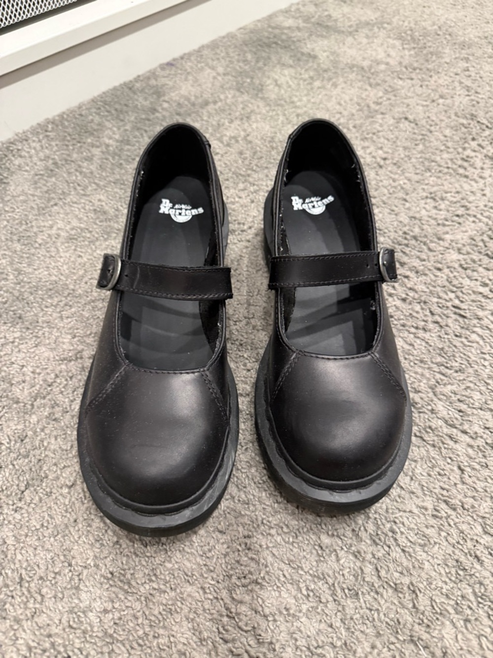 Dr. Martens Alderstone